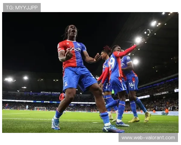 水晶宫客场2-1绝杀富勒姆,格伊头球助球队取三分